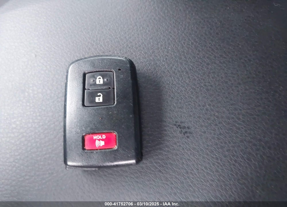 2019 TOYOTA TACOMA VIN: 3TMCZ5AN4KM271105