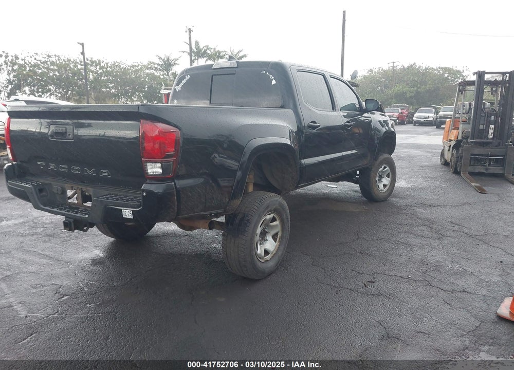 2019 TOYOTA TACOMA VIN: 3TMCZ5AN4KM271105