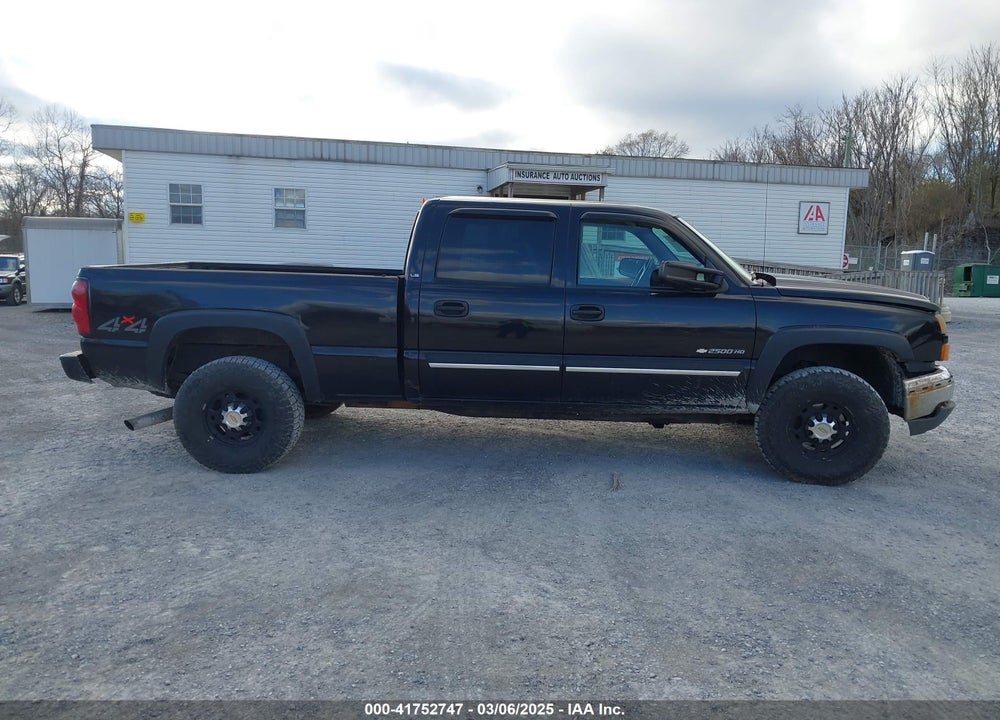 2005 CHEVROLET SILVERADO 2500HD LS VIN: 1GCHK23U35F826160