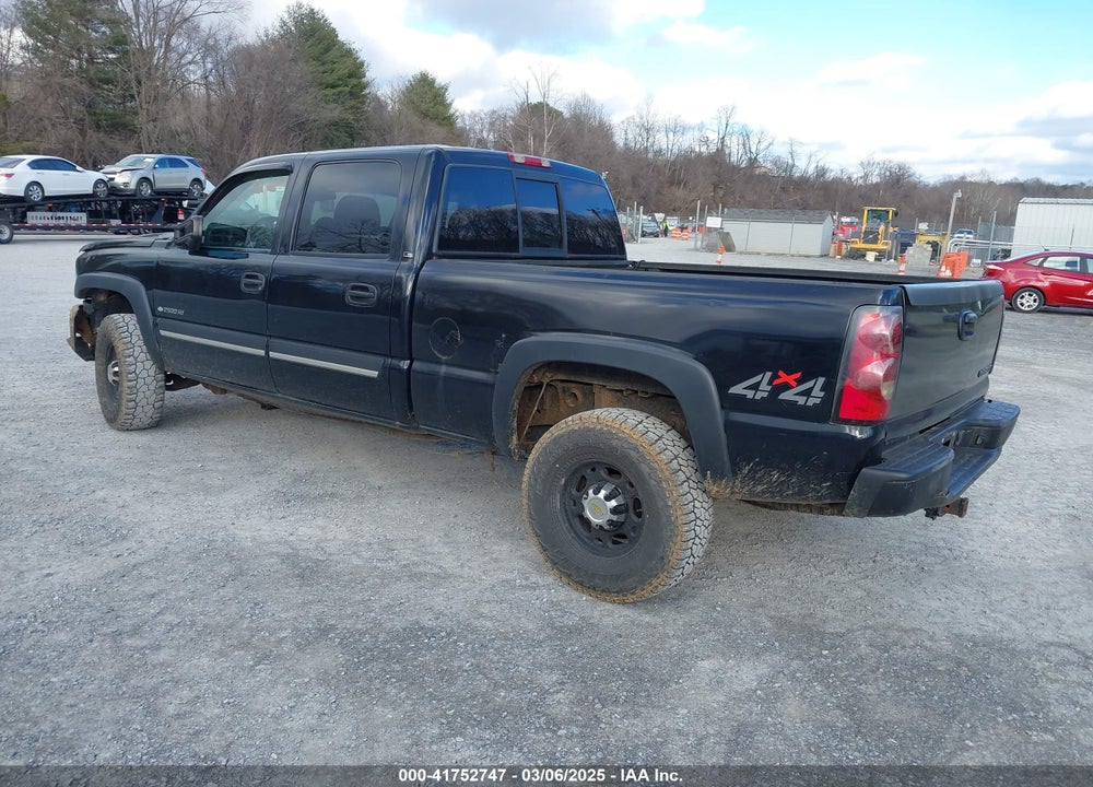 2005 CHEVROLET SILVERADO 2500HD LS VIN: 1GCHK23U35F826160