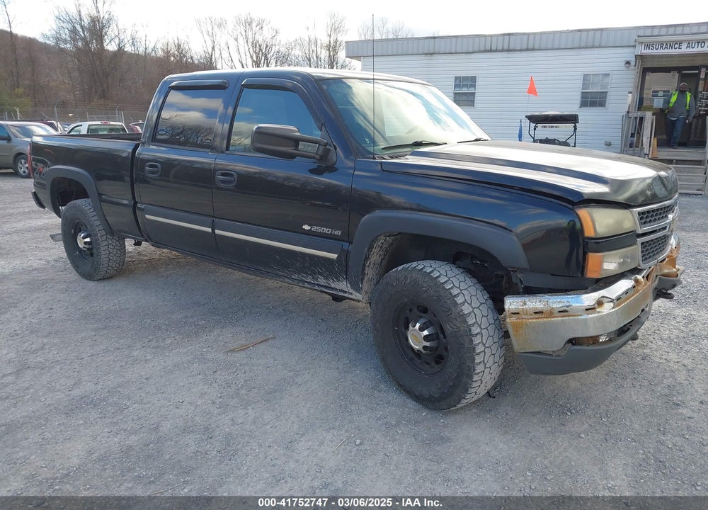 2005 CHEVROLET SILVERADO 2500HD LS VIN: 1GCHK23U35F826160