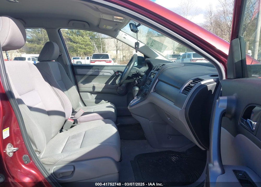 2008 HONDA CR-V LX VIN: JHLRE48318C071008