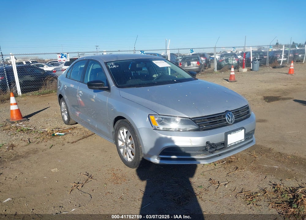 2015 VOLKSWAGEN JETTA VIN: 3VWD17AJ4FM218007
