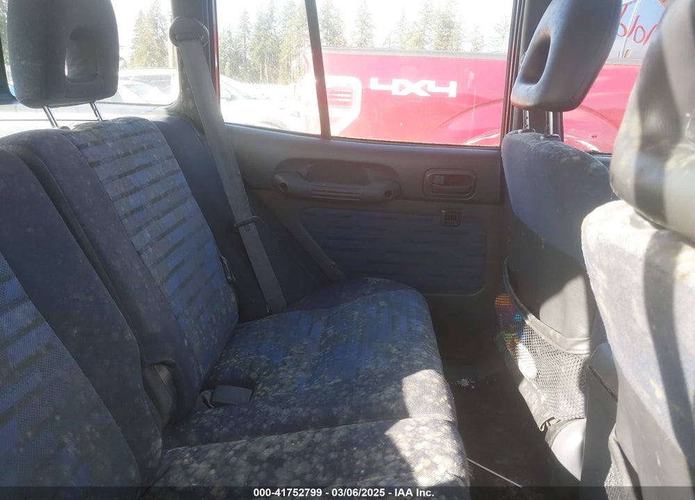1997 TOYOTA RAV4 VIN: JT3HP10V5V7038536