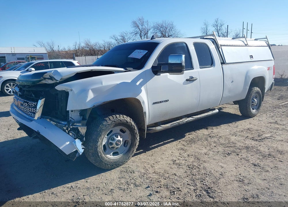 2013 GMC SIERRA 2500HD WORK TRUCK VIN: 1GT22ZCGXDZ239587