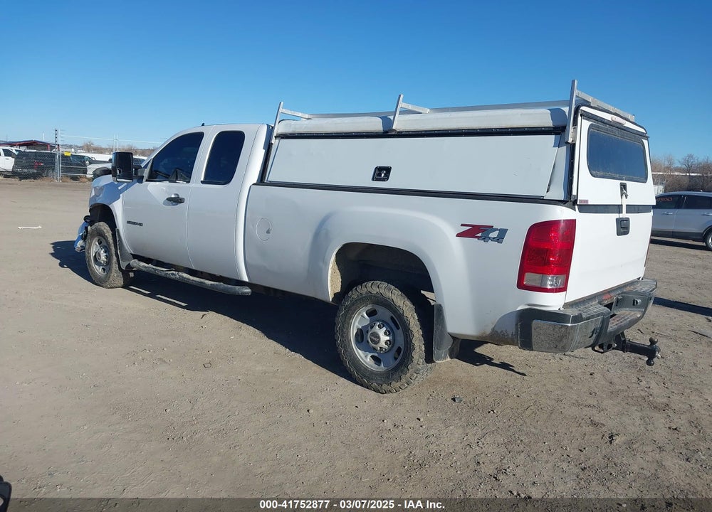 2013 GMC SIERRA 2500HD WORK TRUCK VIN: 1GT22ZCGXDZ239587