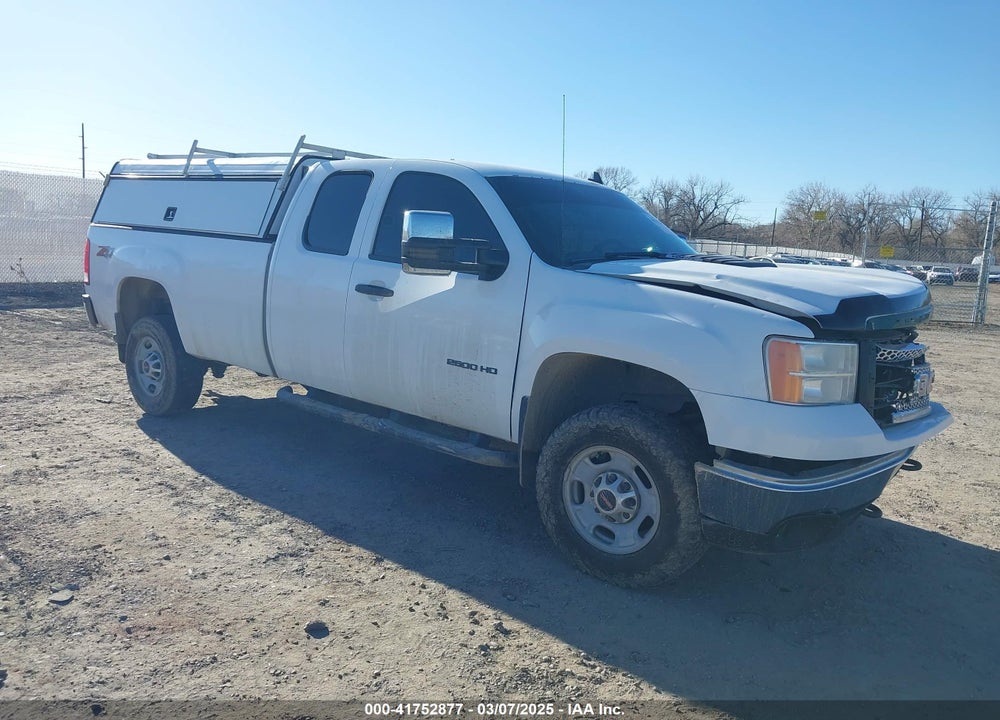2013 GMC SIERRA 2500HD WORK TRUCK VIN: 1GT22ZCGXDZ239587