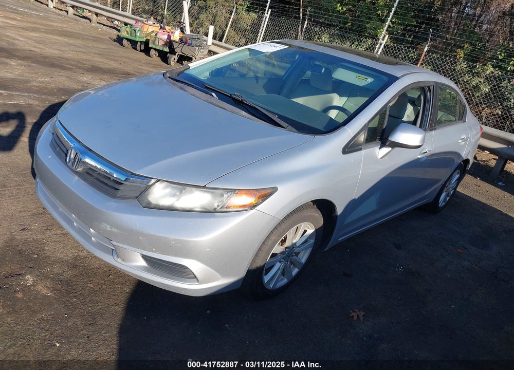 2012 HONDA CIVIC VIN: 2HGFB2F84CH582120