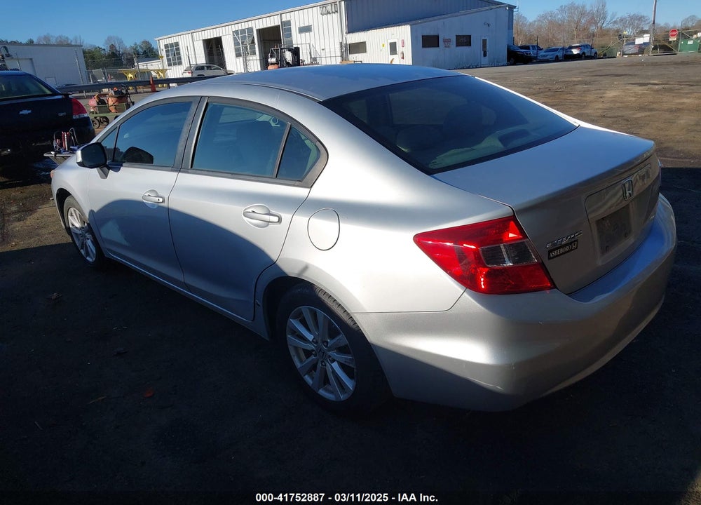 2012 HONDA CIVIC VIN: 2HGFB2F84CH582120