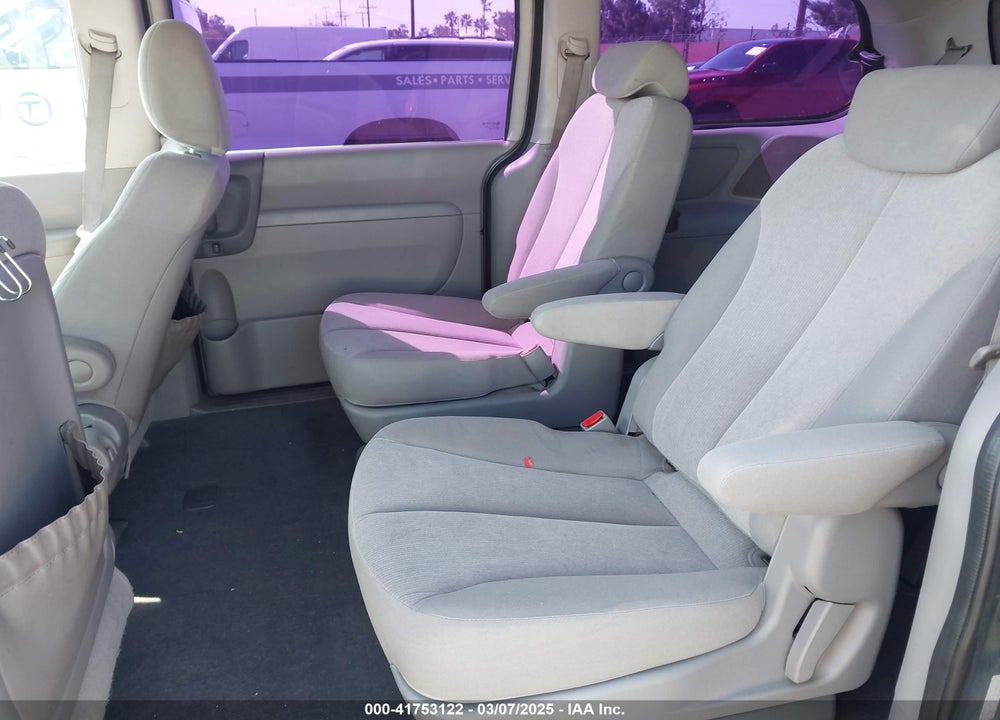 2009 KIA SEDONA VIN: KNDMB233396300879