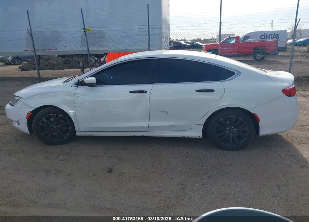2016 CHRYSLER 200 VIN: 1C3CCCAB8GN164345