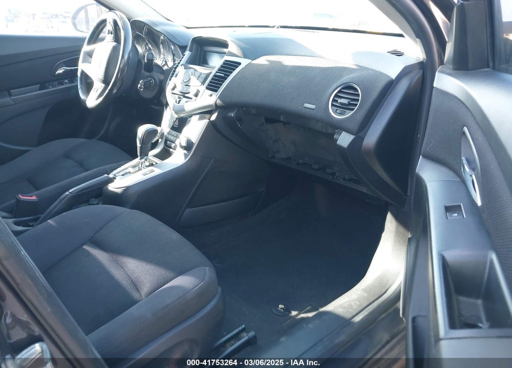 2014 CHEVROLET CRUZE 1LT AUTO VIN: 1G1PC5SB3E7159068