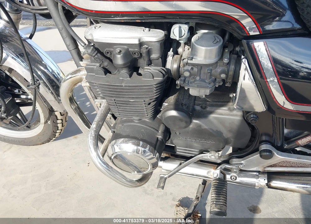 1982 HONDA CB650 VIN: JH2RC0801CM004582
