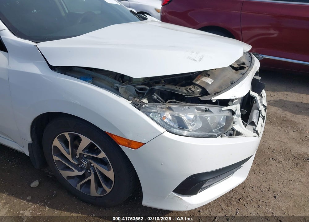 2018 HONDA CIVIC VIN: 2HGFC2F7XJH514230