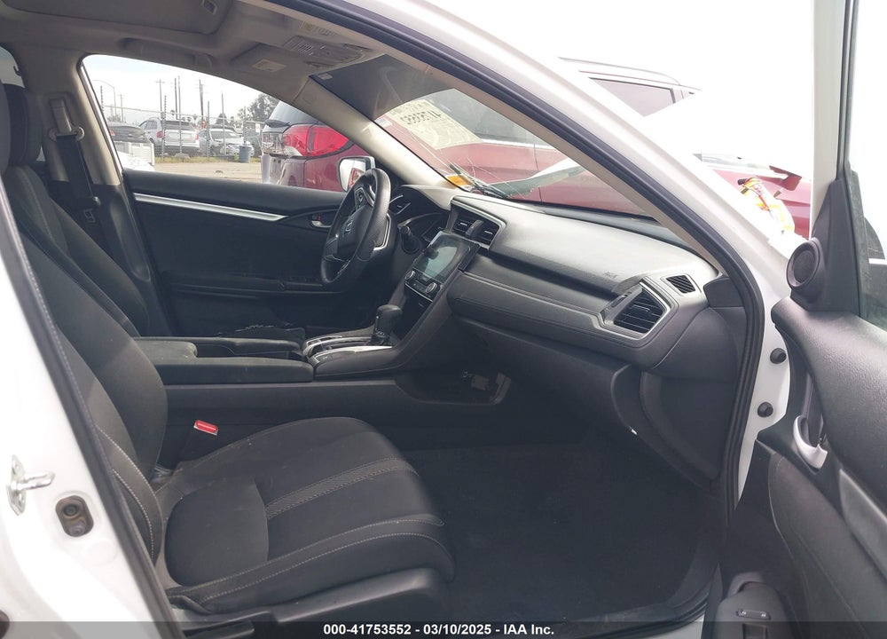 2018 HONDA CIVIC VIN: 2HGFC2F7XJH514230