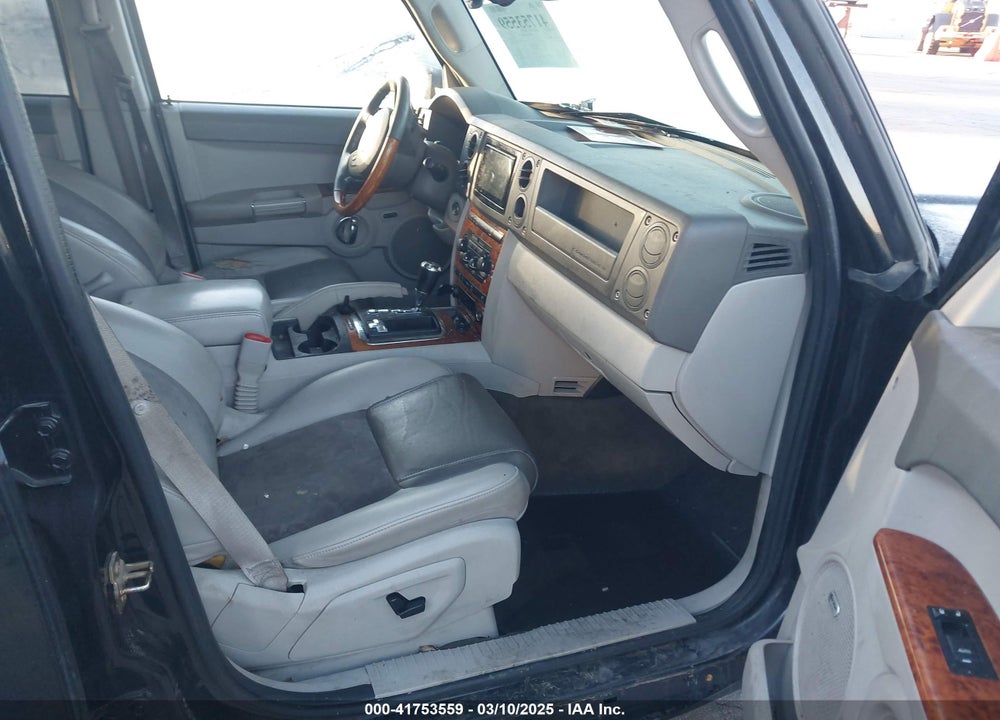 2007 JEEP COMMANDER OVERLAND VIN: 1J8HG682X7C610819