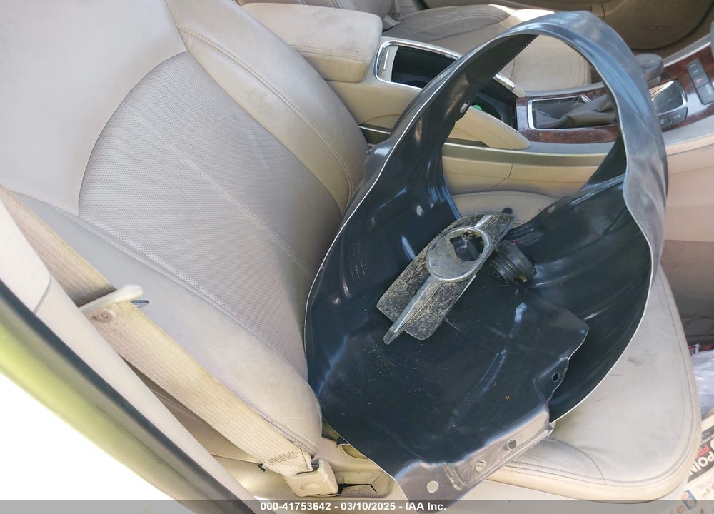 2010 BUICK LACROSSE CXS VIN: 1G4GE5EV1AF248270