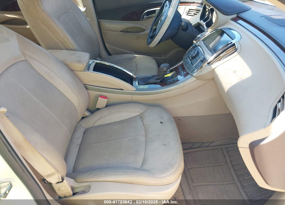 2010 BUICK LACROSSE CXS VIN: 1G4GE5EV1AF248270