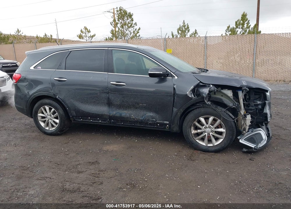 2017 KIA SORENTO 3.3L LX VIN: 5XYPGDA59HG334335
