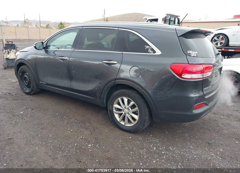 2017 KIA SORENTO 3.3L LX VIN: 5XYPGDA59HG334335