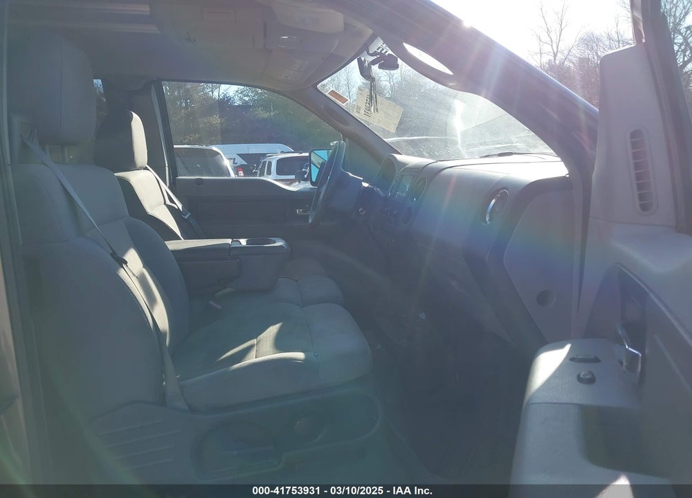 2004 FORD F-150 STX/XL/XLT VIN: 1FTRX14WX4FA11145