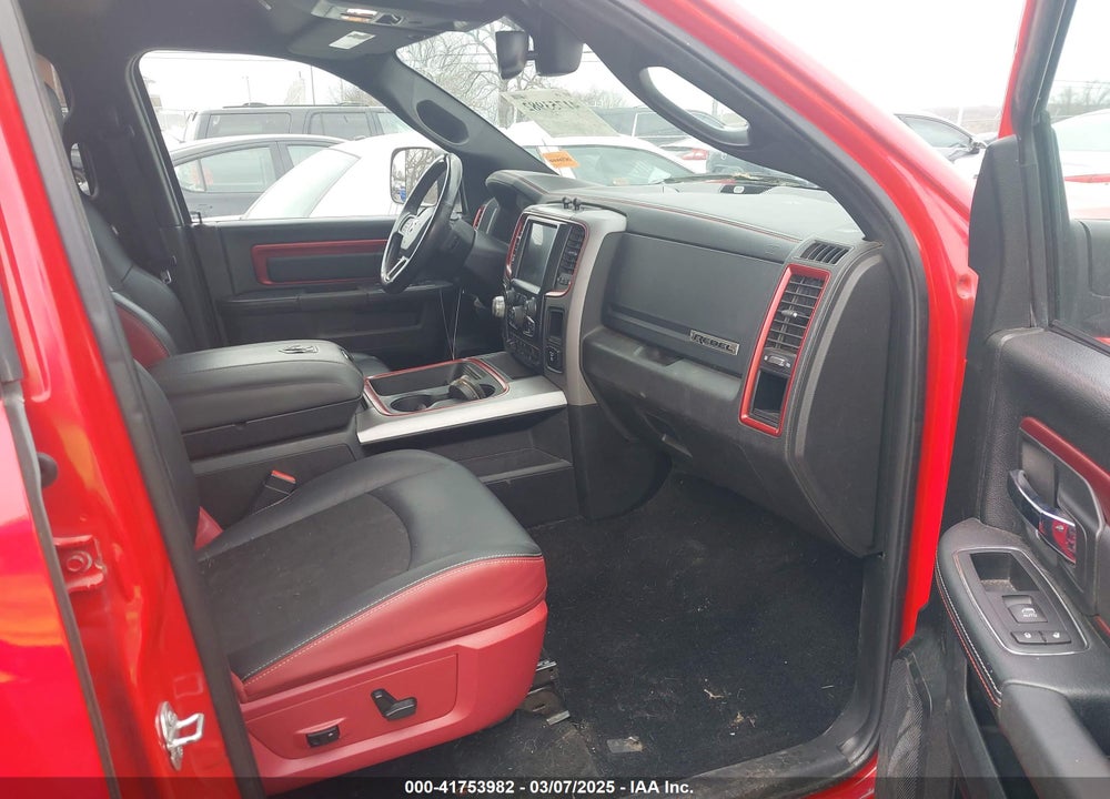 2017 RAM 1500 VIN: 1C6RR7YT3HS572725