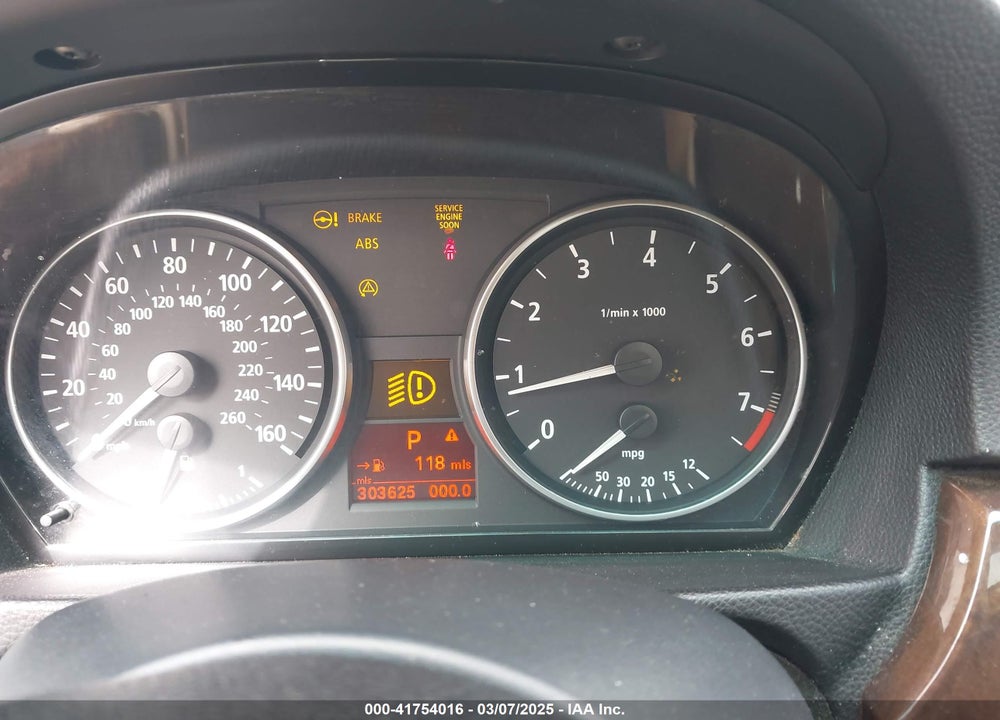2006 BMW 325 VIN: WBAVB13566PT16481