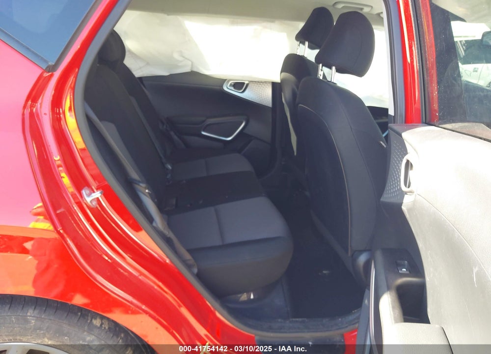 2023 KIA SOUL !/+/S VIN: KNDJ23AU2P7213695