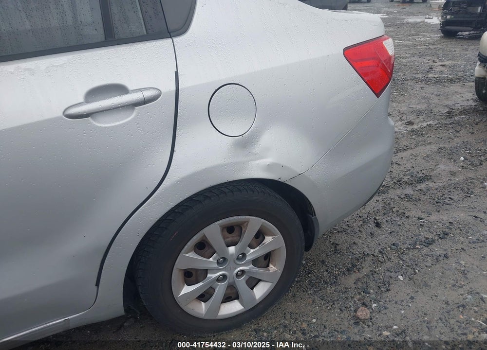 2014 KIA RIO VIN: KNADM4A37E6385239