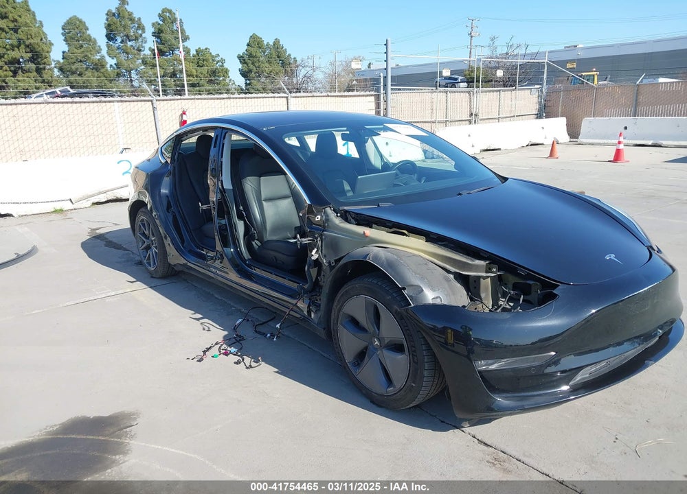 2018 TESLA MODEL 3 LONG RANGE/MID RANGE VIN: 5YJ3E1EA4JF069895