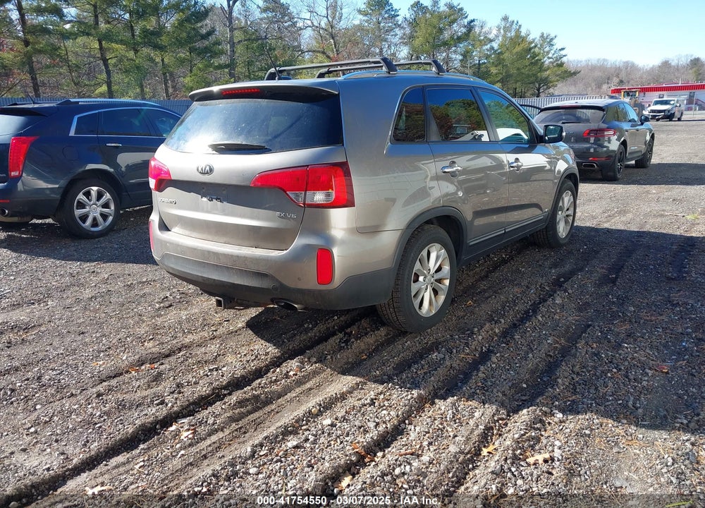 2015 KIA SORENTO EX V6 VIN: 5XYKUDA7XFG653566