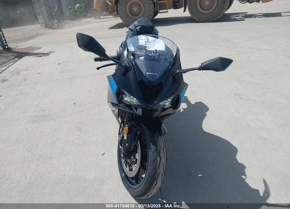 2025 KAWASAKI ZX636 VIN: JKBZXJK17SA008713