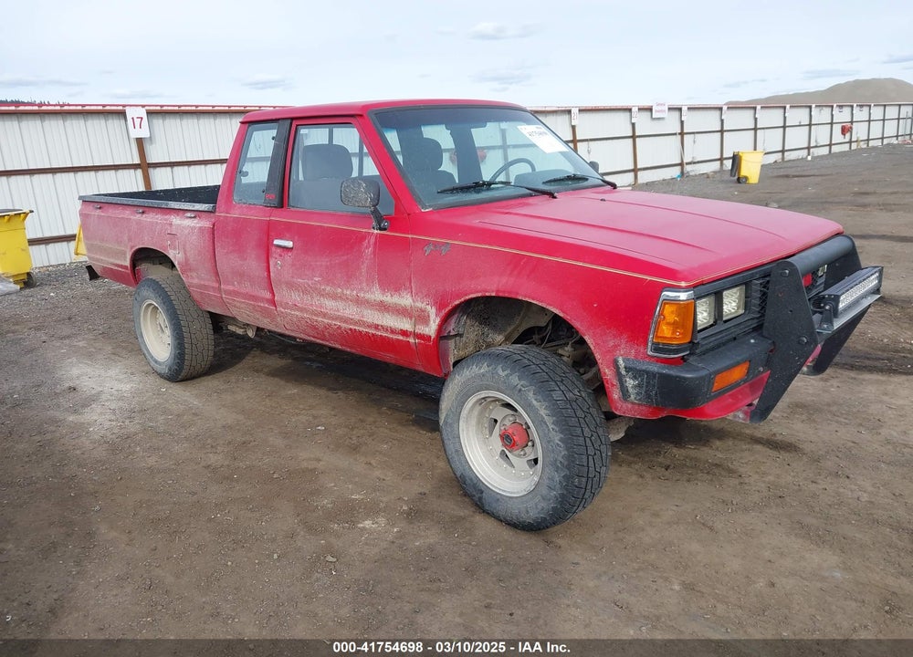 1984 DATSUN 720 KING CAB 4X4 VIN: JN6ND06Y7EW002272