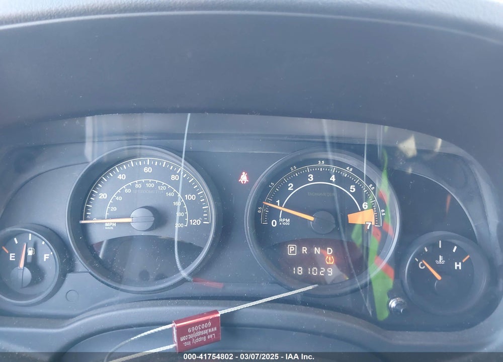 2015 JEEP COMPASS VIN: 1C4NJCBA9FD211046