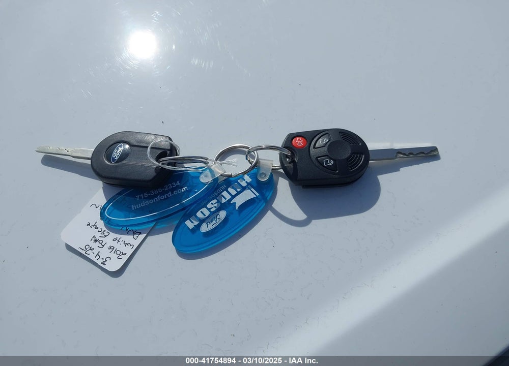 2016 FORD ESCAPE SE VIN: 1FMCU9GX0GUB38323
