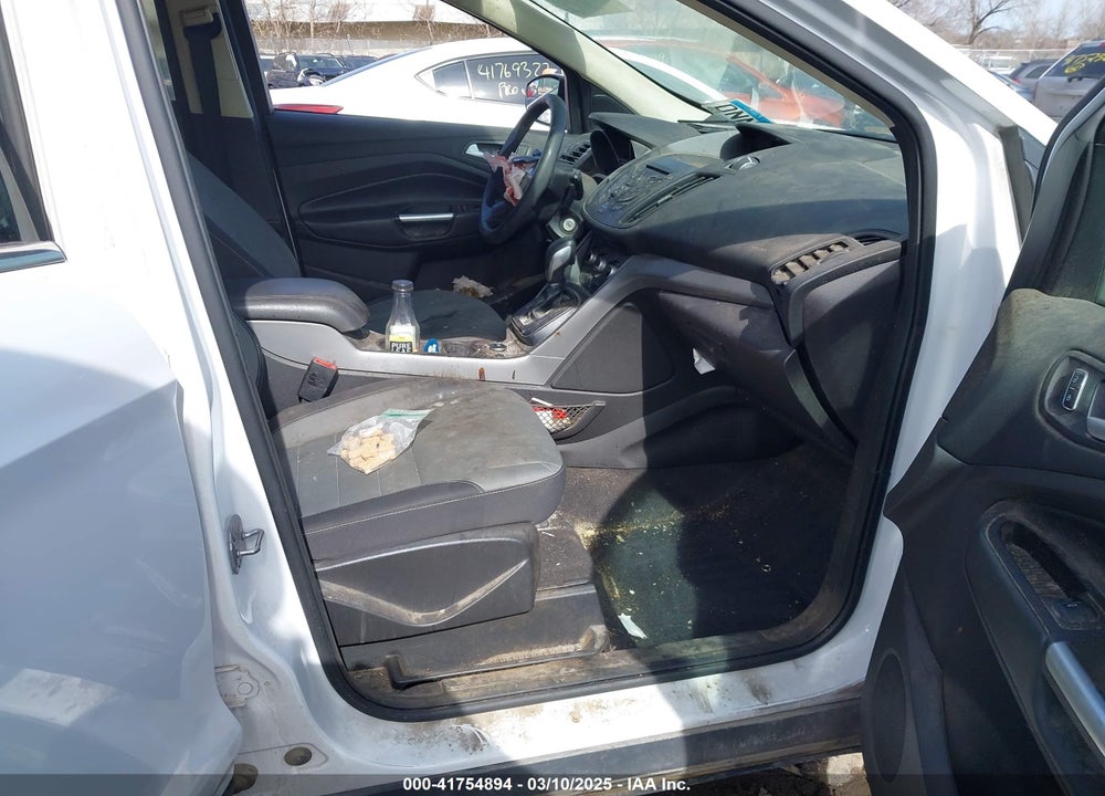 2016 FORD ESCAPE SE VIN: 1FMCU9GX0GUB38323