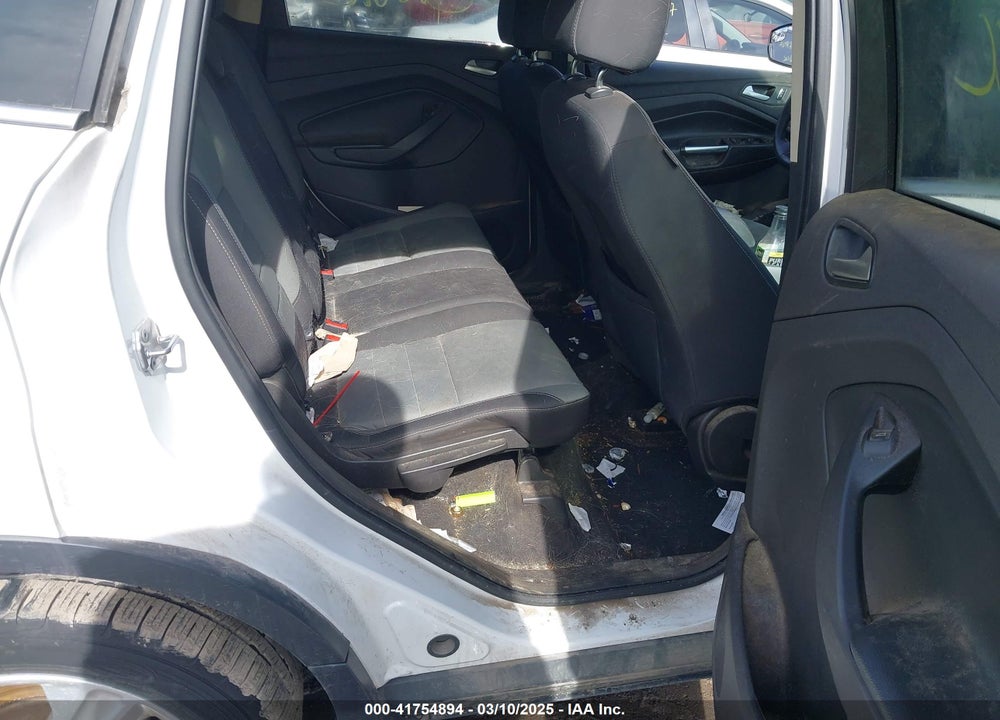 2016 FORD ESCAPE SE VIN: 1FMCU9GX0GUB38323