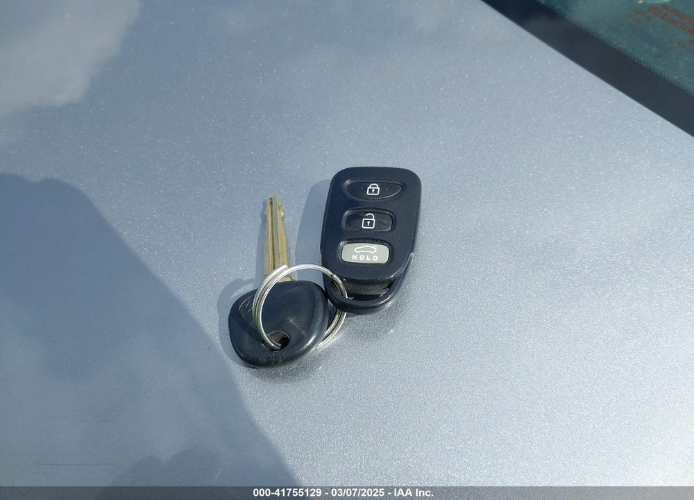 2012 HYUNDAI ELANTRA VIN: KMHDH4AEXCU257090