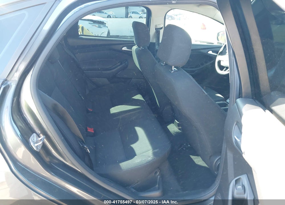2017 FORD FOCUS VIN: 1FADP3FE6HL333451