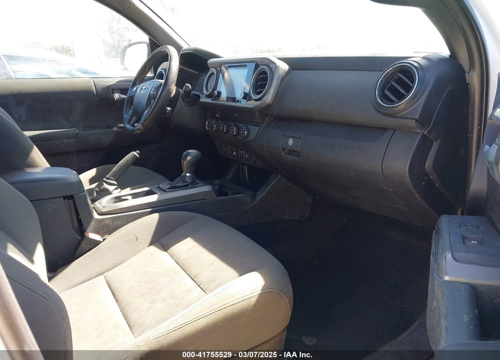 2019 TOYOTA TACOMA VIN: 3TMCZ5AN3KM207007