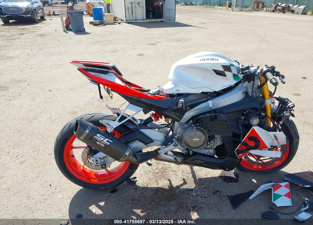 2024 APRILIA RS 660 EXTREMA VIN: ZD4KSUR09RS000193