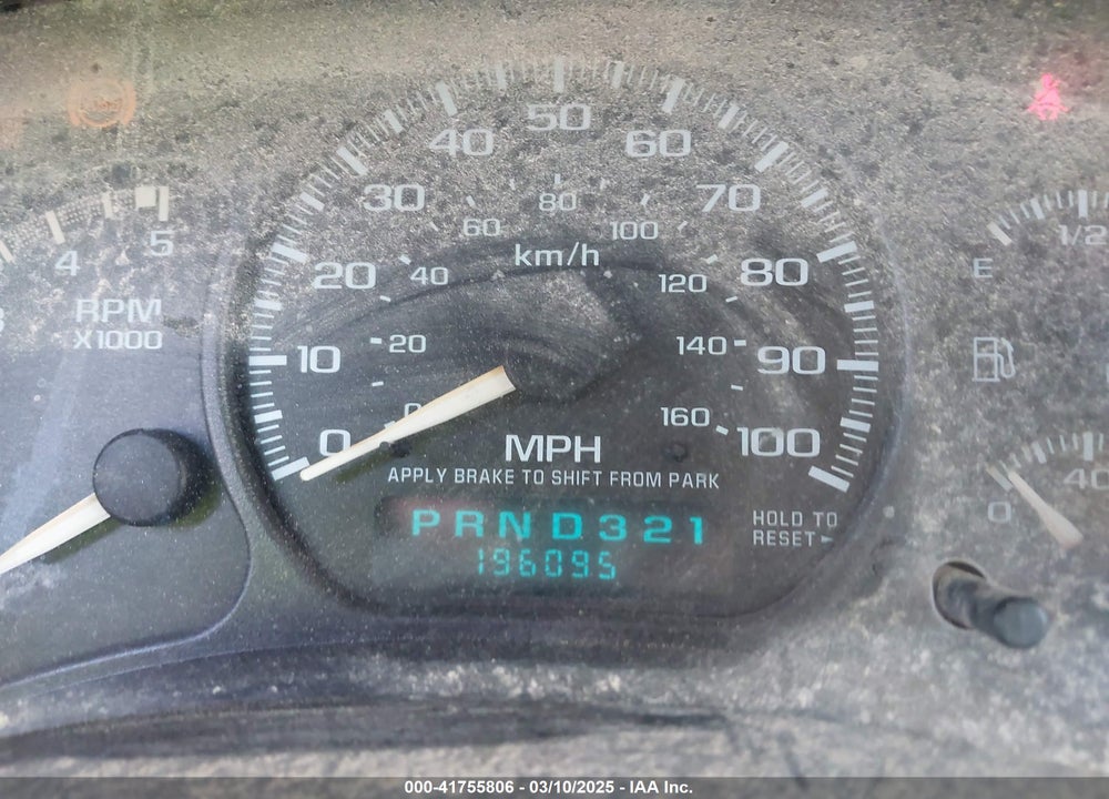 2001 CHEVROLET SILVERADO 2500HD VIN: 1GCHK29111E313566