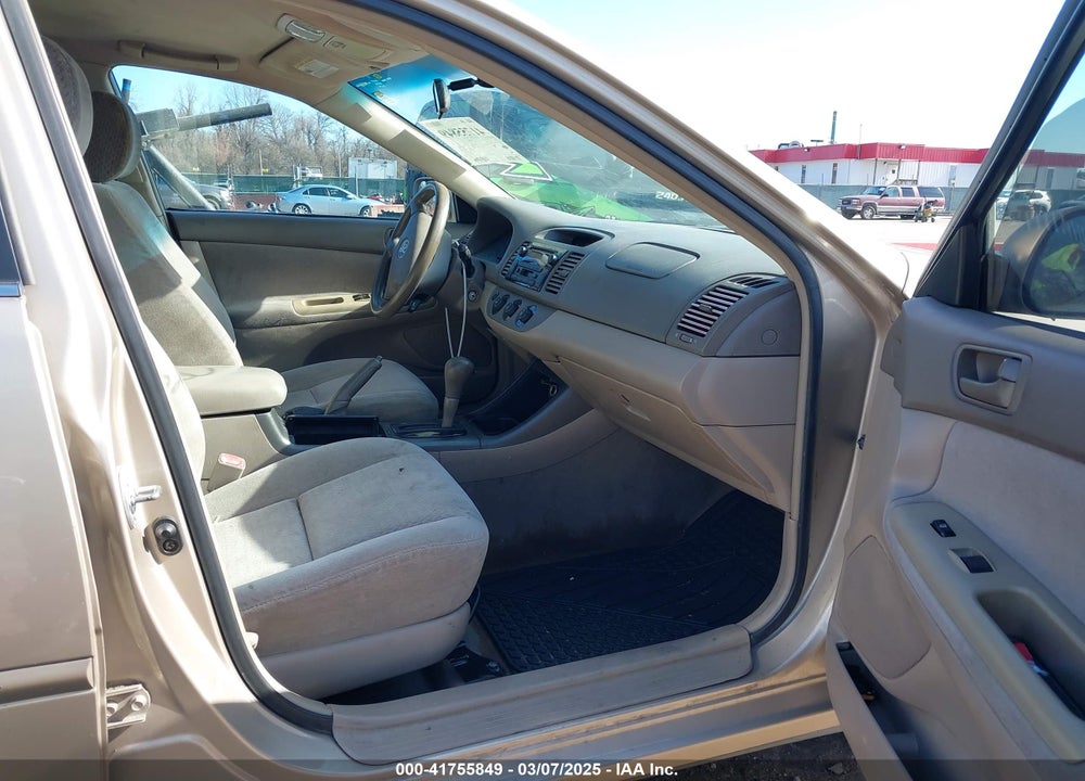 2004 TOYOTA CAMRY LE VIN: 4T1BE32K24U865394