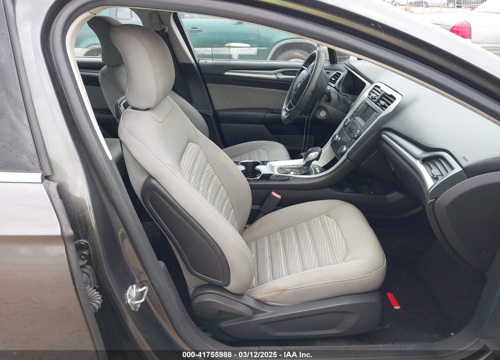2016 FORD FUSION VIN: 3FA6P0G72GR233242