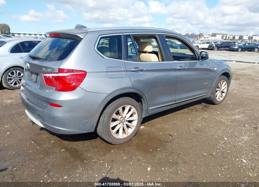 2011 BMW X3 VIN: 5UXWX5C54BL700033