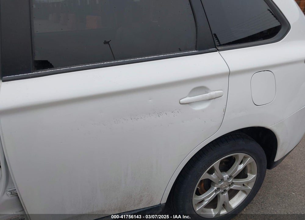 2014 MITSUBISHI OUTLANDER VIN: JA4AZ3A35EZ003039