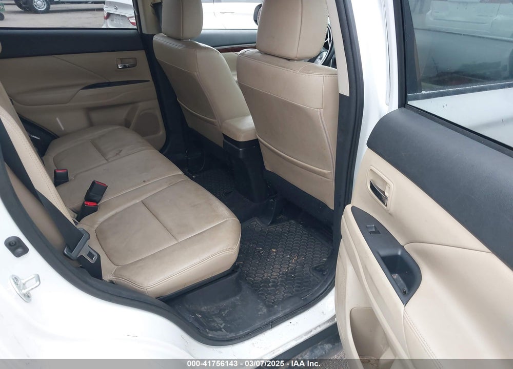 2014 MITSUBISHI OUTLANDER VIN: JA4AZ3A35EZ003039