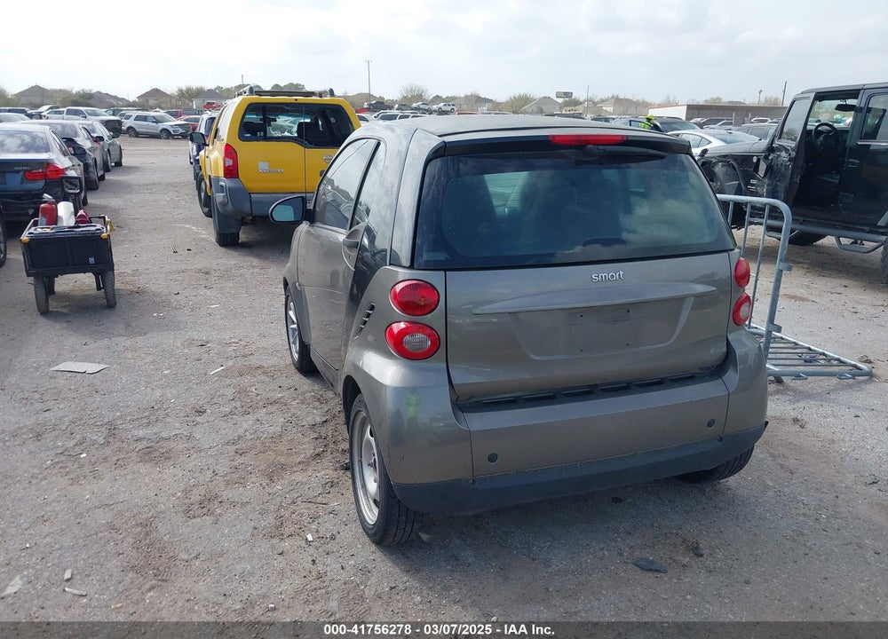 2009 SMART FORTWO VIN: WMEEJ31XX9K266564
