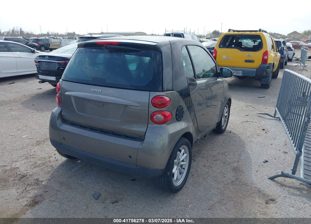 2009 SMART FORTWO VIN: WMEEJ31XX9K266564