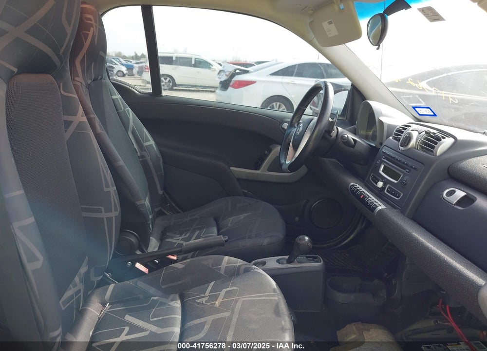 2009 SMART FORTWO VIN: WMEEJ31XX9K266564